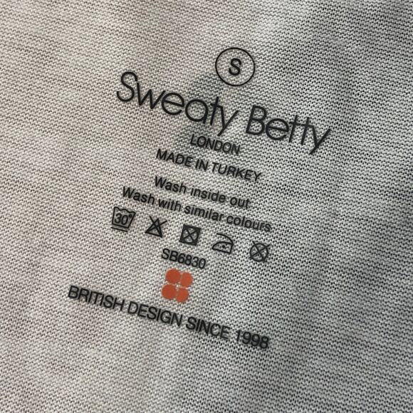 Sweaty Betty Boyfriend V-Neck Workout Tee T-Shirt in White Size Small - Picture 10 of 10